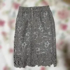 グレー 花柄レース タイトスカート　サイズ36のサムネイル