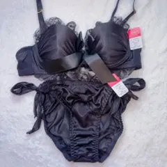 ノーザリー　下着　ブラジャー　セット　新品未使用のサムネイル