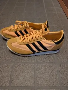 adidas SL 72 イエロー スニーカー ローカット 黄 オニツカタイガーのサムネイル