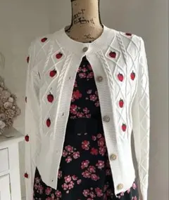 DouM i☆めちゃ可愛い♡いちご柄ケーブル編みニットカーディガン