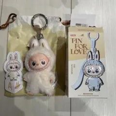POPMART イニシャル　A ラブブ　PIN FOR LOVE