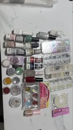 ネイル用品 まとめ売りのサムネイル