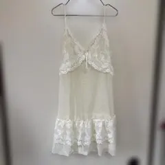 シャローム　アイボリー レース フリル キャミソール