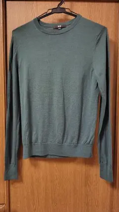 ユニクロ　 長袖ニット　ウール100%　 グリーン 緑　L サイズ