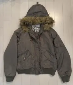 MA-1風ミリタリーファージャケット　y2k