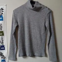GU　グレー リブ編み ハイネックセーター