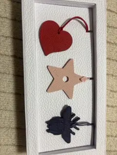 Dior レザー風チャーム 3個セット