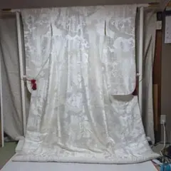 7-018 相良刺繍 豪華絢爛 総刺繍 高級 白打ち掛け 小難あり - メルカリ