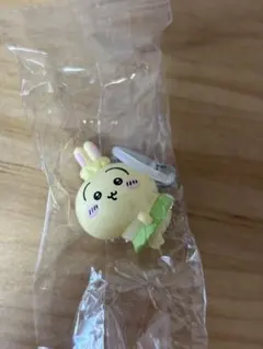 ちいかわ 映画入場者特典 うさぎ めじるしアクセサリー - メルカリ