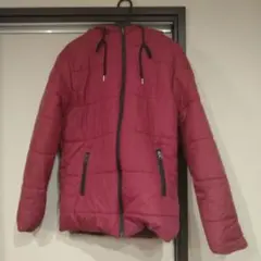 バーガンディ ダウンジャケット