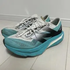 ニューバランスランニングシューズ　26.5