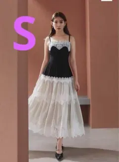 【新品タグ付き】Herlipto 新作ワンピース Herlipto［ハーリップトゥ］公式サイト