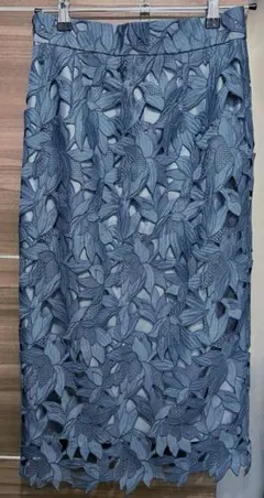 【美品】ジャスグリッティー　レースタイトスカート　ブルー