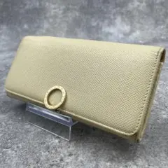 【美品】BVLGARI ブルガリ 長財布　ビーゼロワン　ホワイト　レザーのサムネイル