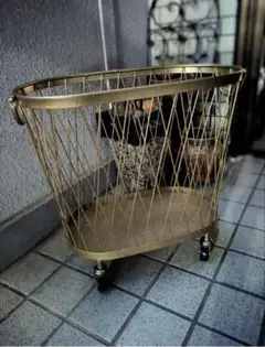 スチールワイヤーバスケット チェーン付き シャビー - メルカリ