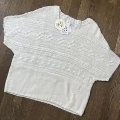 タグ付き新品　AC BEEのハンドメイドのふんわりニットベスト　Lサイズ