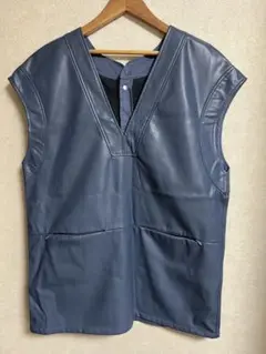 ROSE BUTノースリーブべスト