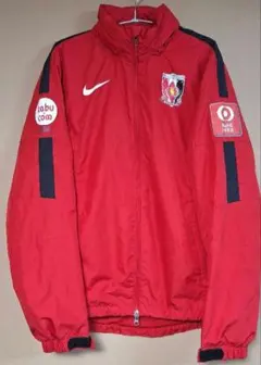 浦和レッズ NIKE ジャケット XL 支給品 非売品 フード付き 浦和レッズ NIKE ジャケット XL 支給品 非売品 フード付き - メルカリ