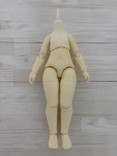 TinyFox 1/6スケール 旧ボディ　ドール素体 ホワイト(白巧)