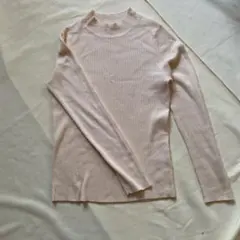 GU ホワイト リブ編み ニットＭ