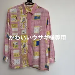 カップ、花などレトロな柄ピンク 長袖シャツ