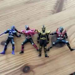 仮面ライダー フィギュア 4体セット　龍騎