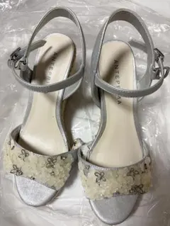 ANTEPRIMA シルバー花モチーフサンダルのサムネイル