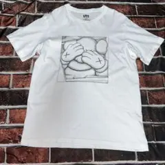 ユニクロ UNIQLO KAWS Tシャツ XL