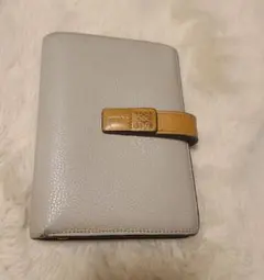 LOEWE 二つ折り財布　バーティカル ウォレット ミディアム