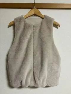 ベージュファーノースリーブベスト(M〜L)