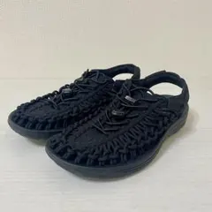 美品 KEEN UNEEK サンダル ブラック 23cm 黒 スポーツサンダル