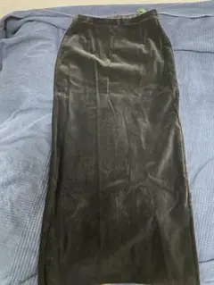 ローラアシュレイ ベルベット ベロア タイトロングスカート黒　ブラック