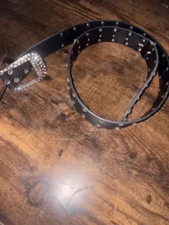 ストーン付き黒スタッズベルト