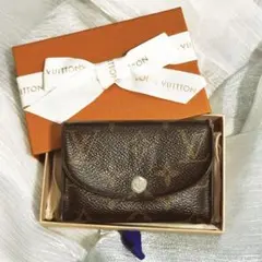 Louis Vuitton モノグラム ポルトモネロザリ ローズバレリーヌ