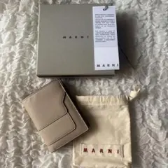 MARNI（マルニ） 二つ折り財布　サフィアーノレザー バイフォールドウォレットのサムネイル