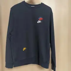ナイキ　エッセンシャル+ クルーネックトレーナー ロゴ刺繍 スウェットМ