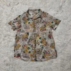 shuca GLOBAL WORK 花柄 半袖シャツ Sサイズのサムネイル