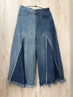 Frene カーヴィースリットデニムパンツ Sサイズ - メルカリ