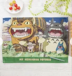 となりのトトロ カーペット タペストリー 絨毯 70x50未使用に近い 子供