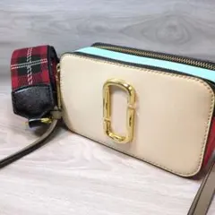 マーク・ジェイコブス スナップショット ショルダーバッグ 白 赤