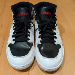 Jordan ハイカットスニーカー ホワイト/ブラック/レッド