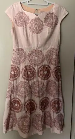 シビラ　刺繍ワンピース Lサイズ　ベビーピンク