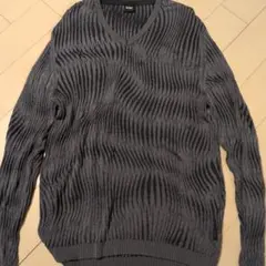 BOSS ダークグレー×ネイビー柄 Vネックニットのサムネイル