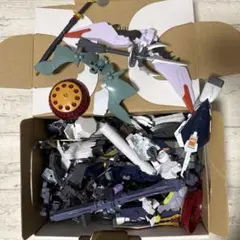 ガンプラ プラモデル 余剰パーツ パーツ ジャンク まとめ売りのサムネイル