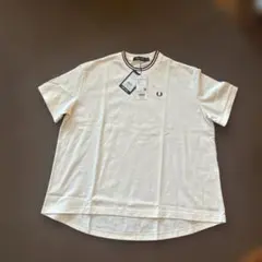 beams別注　FRED PERRY ティップライン Tシャツ ECRUのサムネイル