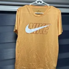 Nike Dri-FIT オレンジ Tシャツ M