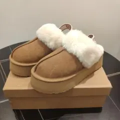 2025年最新】UGG ムートンブーツ 厚底 23の人気アイテム - メルカリ