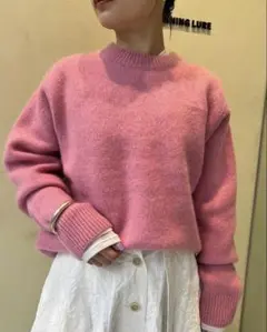 スタニングルアー　ホワイトヤクプルオーバー　未使用　ピンク