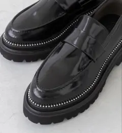 menue スタッズトラックソール厚底ローファー 24cm