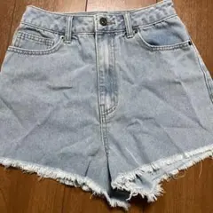 ライトブルー フリンジヘム ショートパンツ